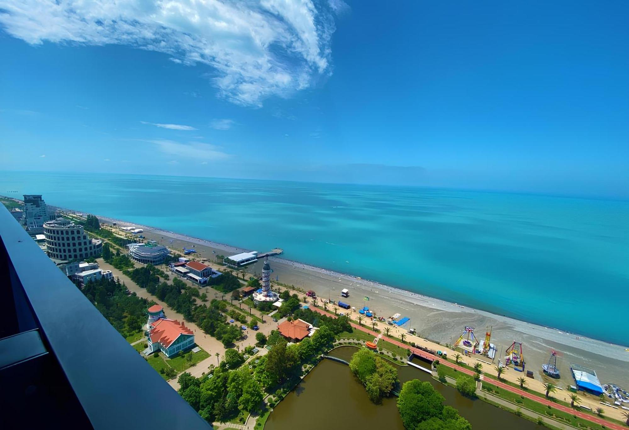 Orbi Panoramic Aparthotel Batumi Exterior photo