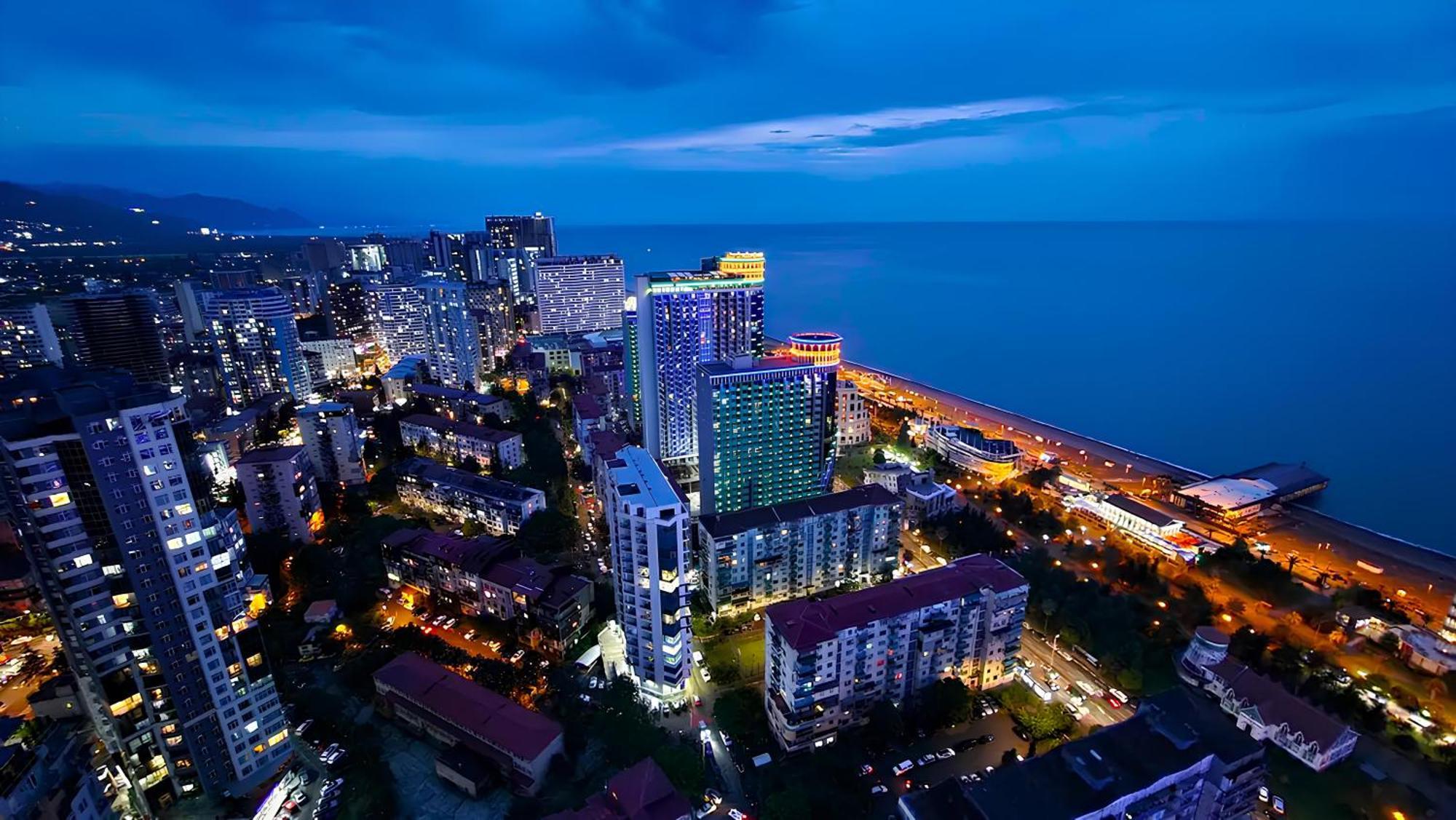 Orbi Panoramic Aparthotel Batumi Exterior photo